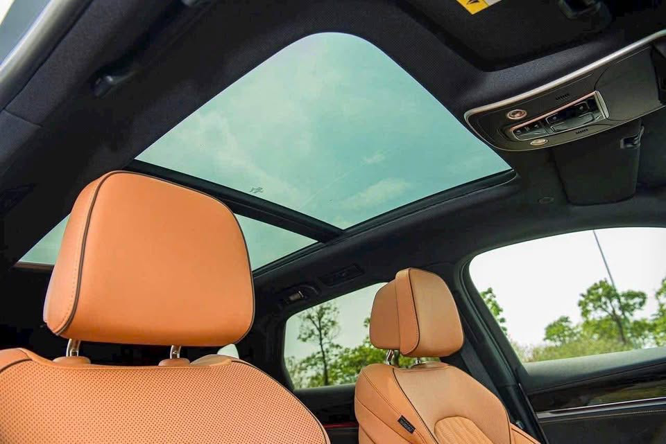 Nội thất BYD Sealion 8