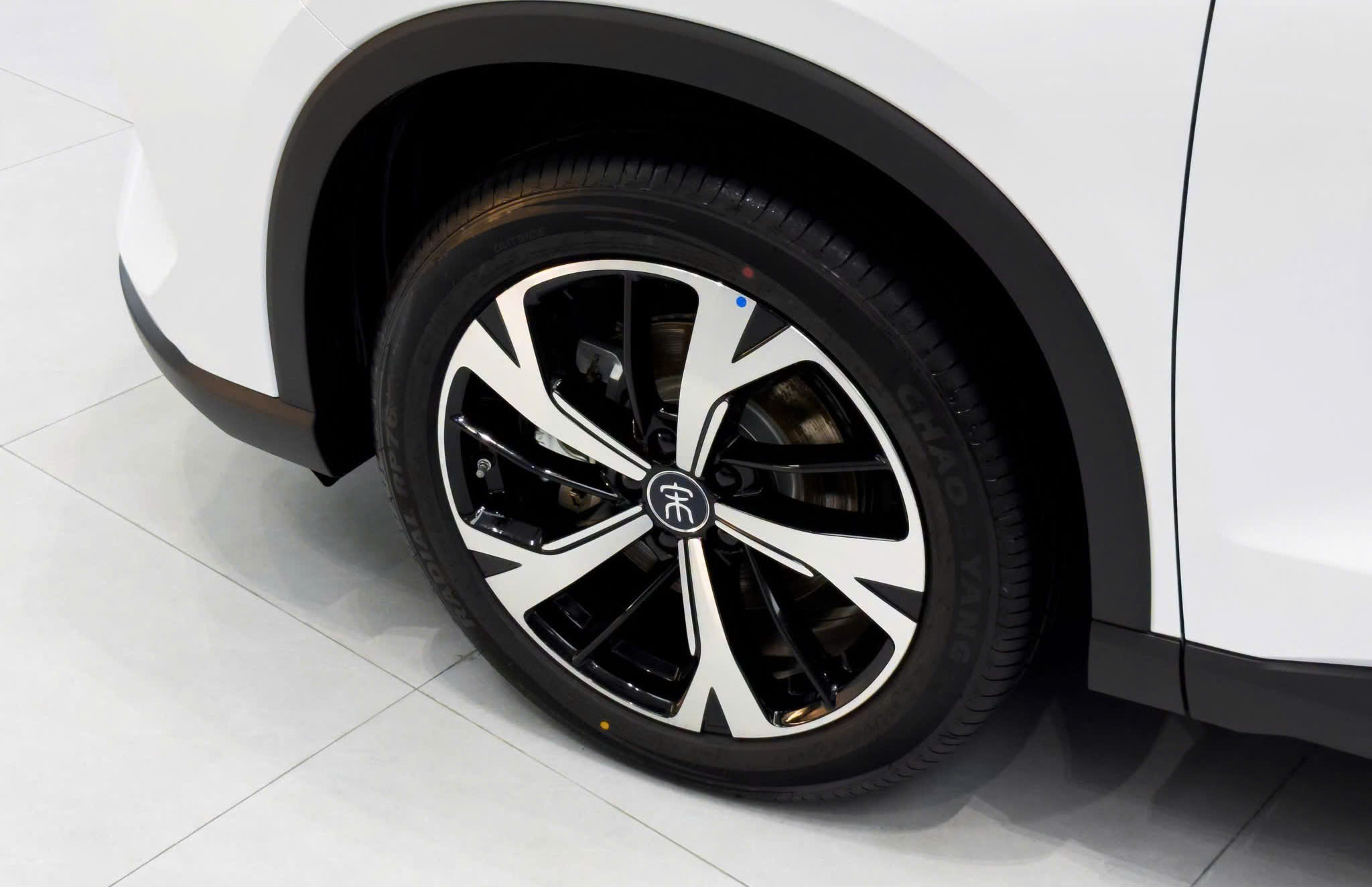 BYD Sealion 5 DM-i : Ngoại thất